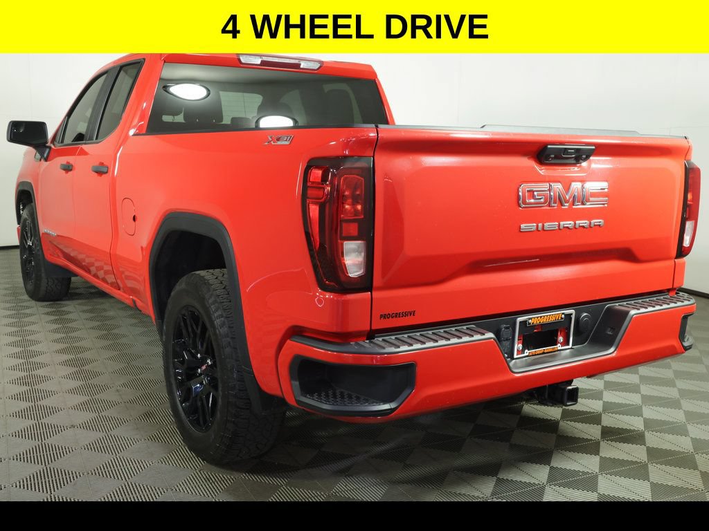 Used 2023 GMC Sierra 1500 Pro w/ Graphite Edition AWD/4WD image 4