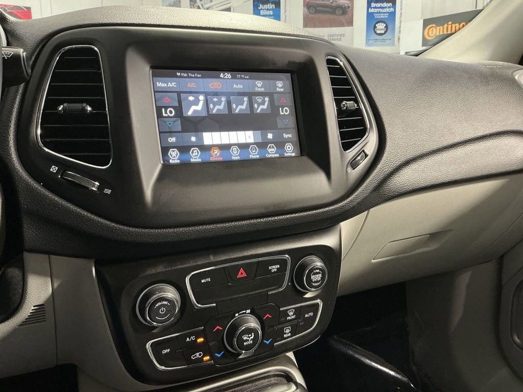Used 2019 Jeep Compass Latitude AWD/4WD image 21