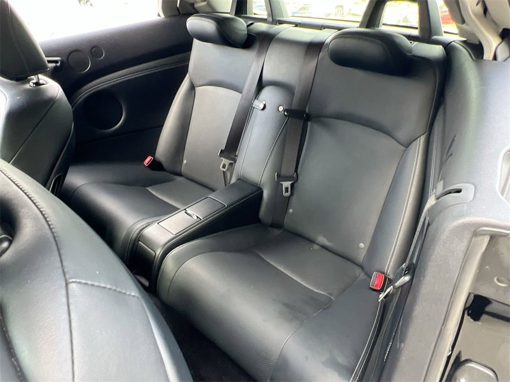 Used 2015 Lexus IS 250C image 20
