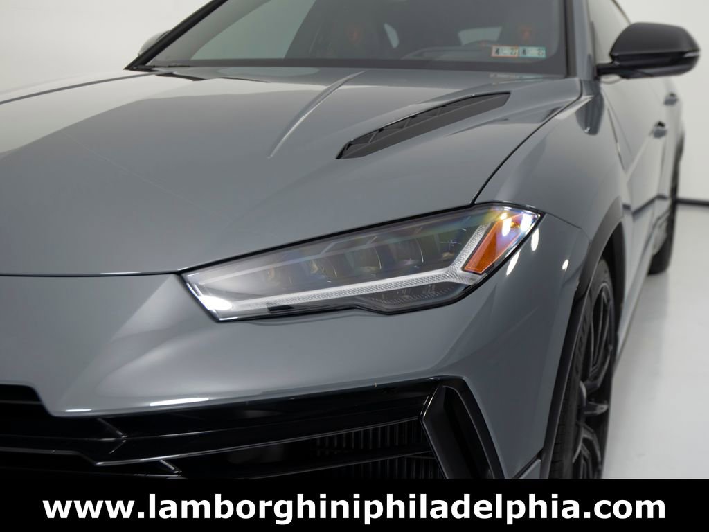 Used 2024 Lamborghini Urus S AWD/4WD image 45