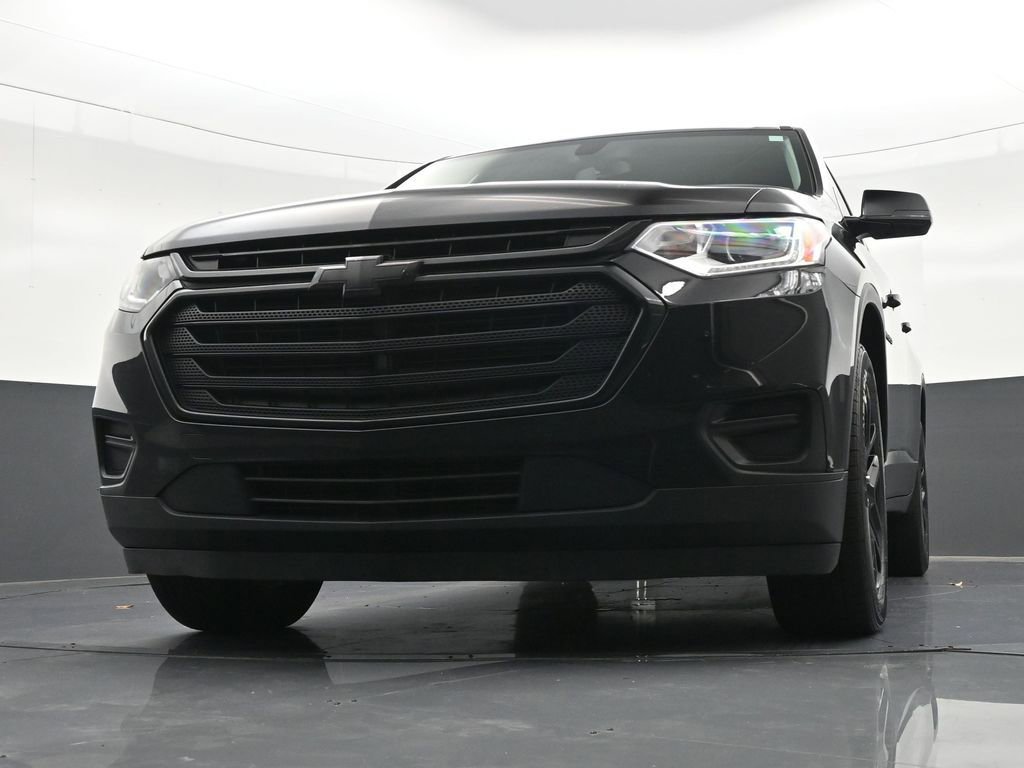 Used 2019 Chevrolet Traverse LS w/ LPO, Blackout Package FWD image 35