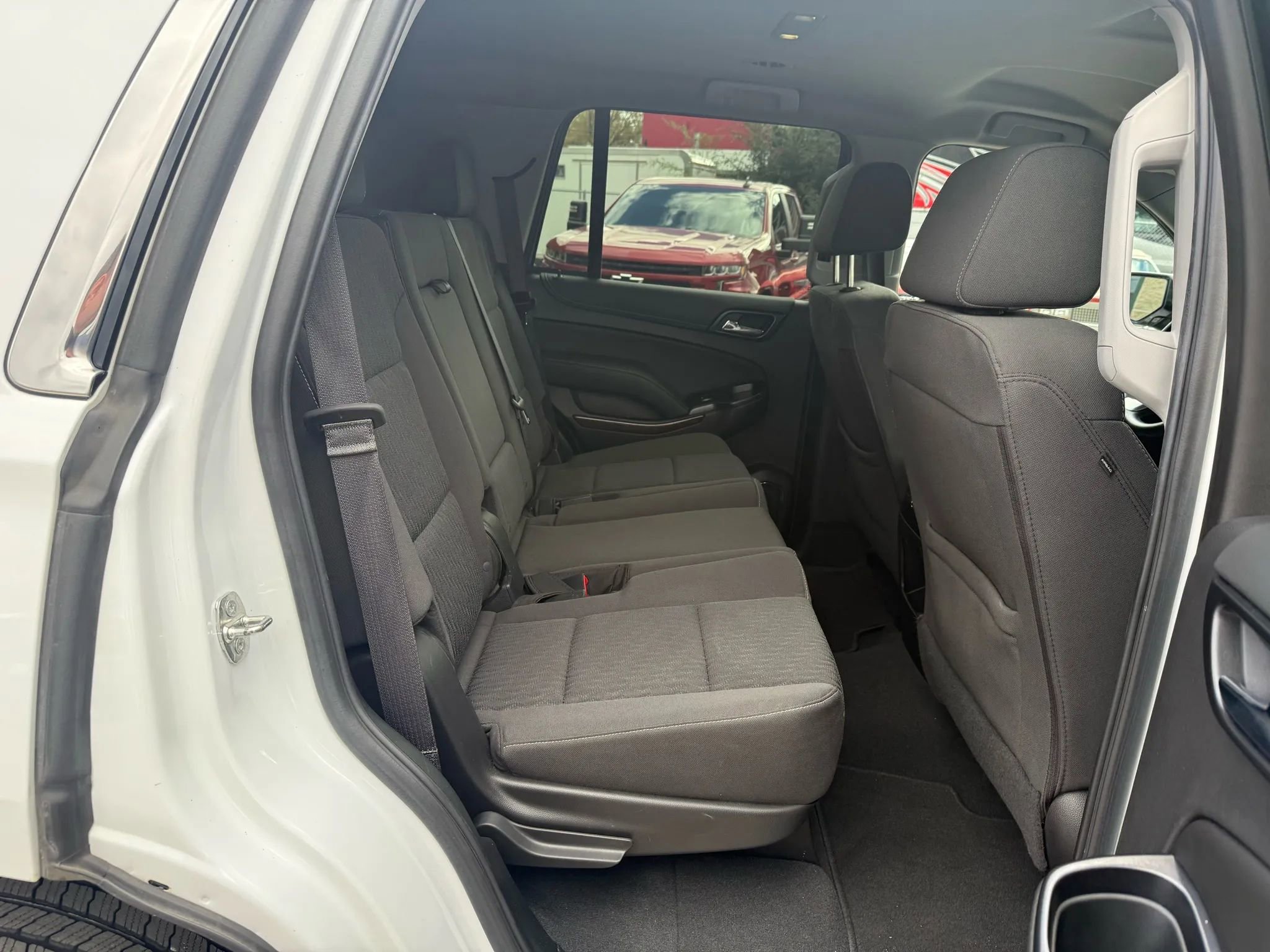 Used 2019 GMC Yukon SLE w/ SLE Value Package image 31