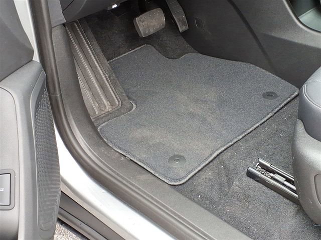 New 2026 Chevrolet Traverse LT w/ Driver Confidence Package image 34