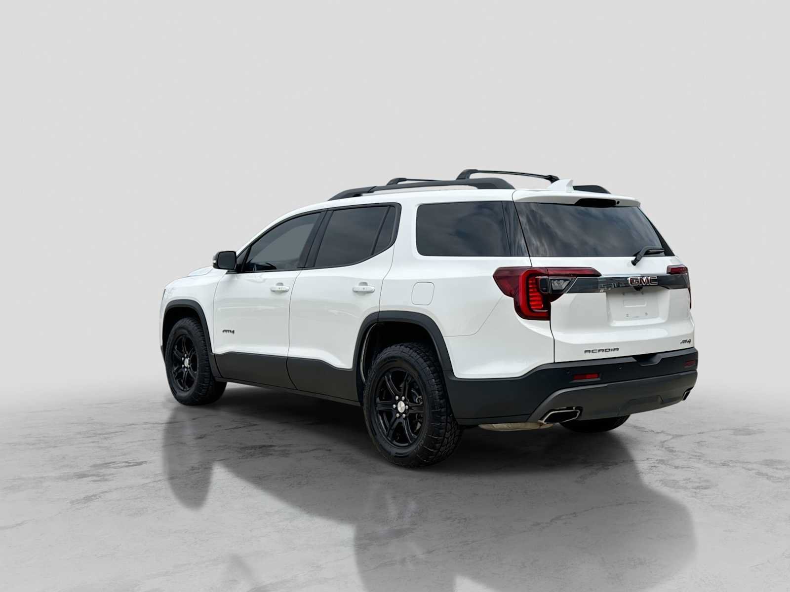 Used 2020 GMC Acadia AT4 w/ Driver Alert Package II AWD/4WD image 4