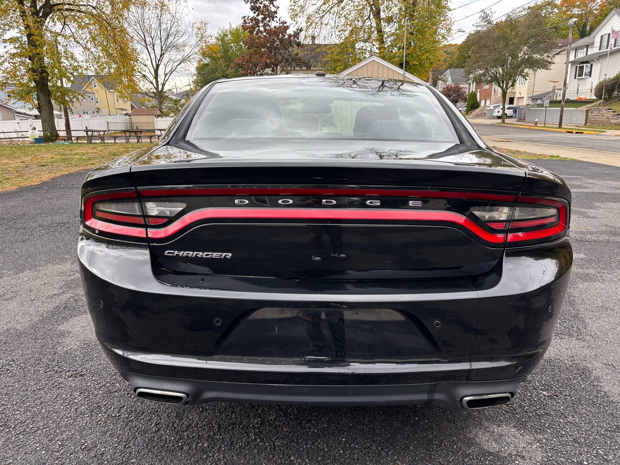 Used 2017 Dodge Charger SE w/ Popular Equipment Group image 8