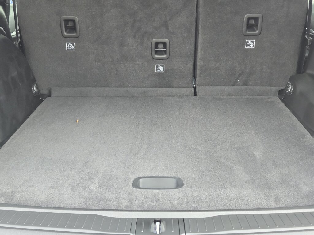 New 2027 Jeep Grand Cherokee Altitude AWD/4WD image 13