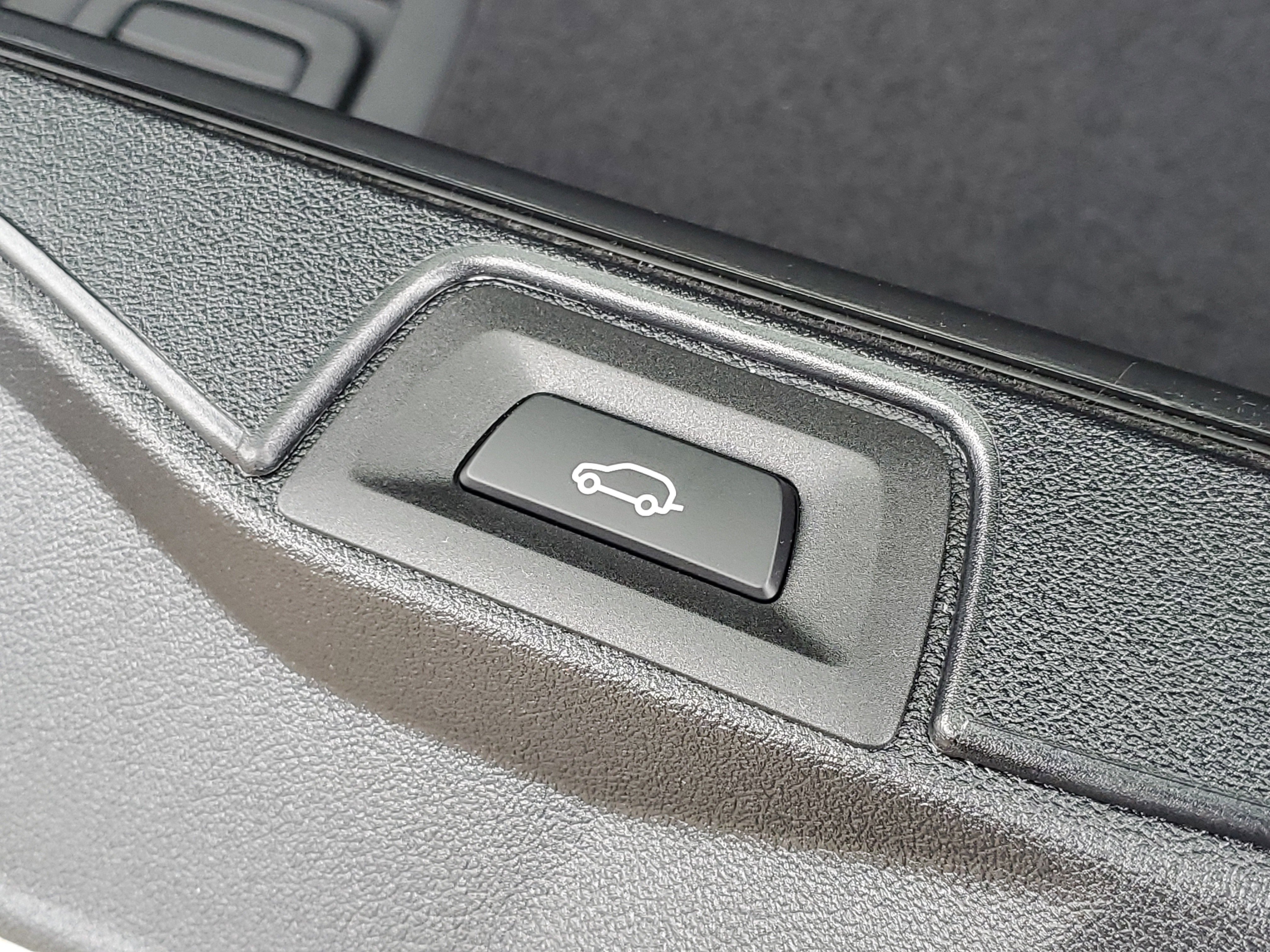 New 2026 BMW X5 xDrive40i w/ M Sport Package AWD/4WD image 27