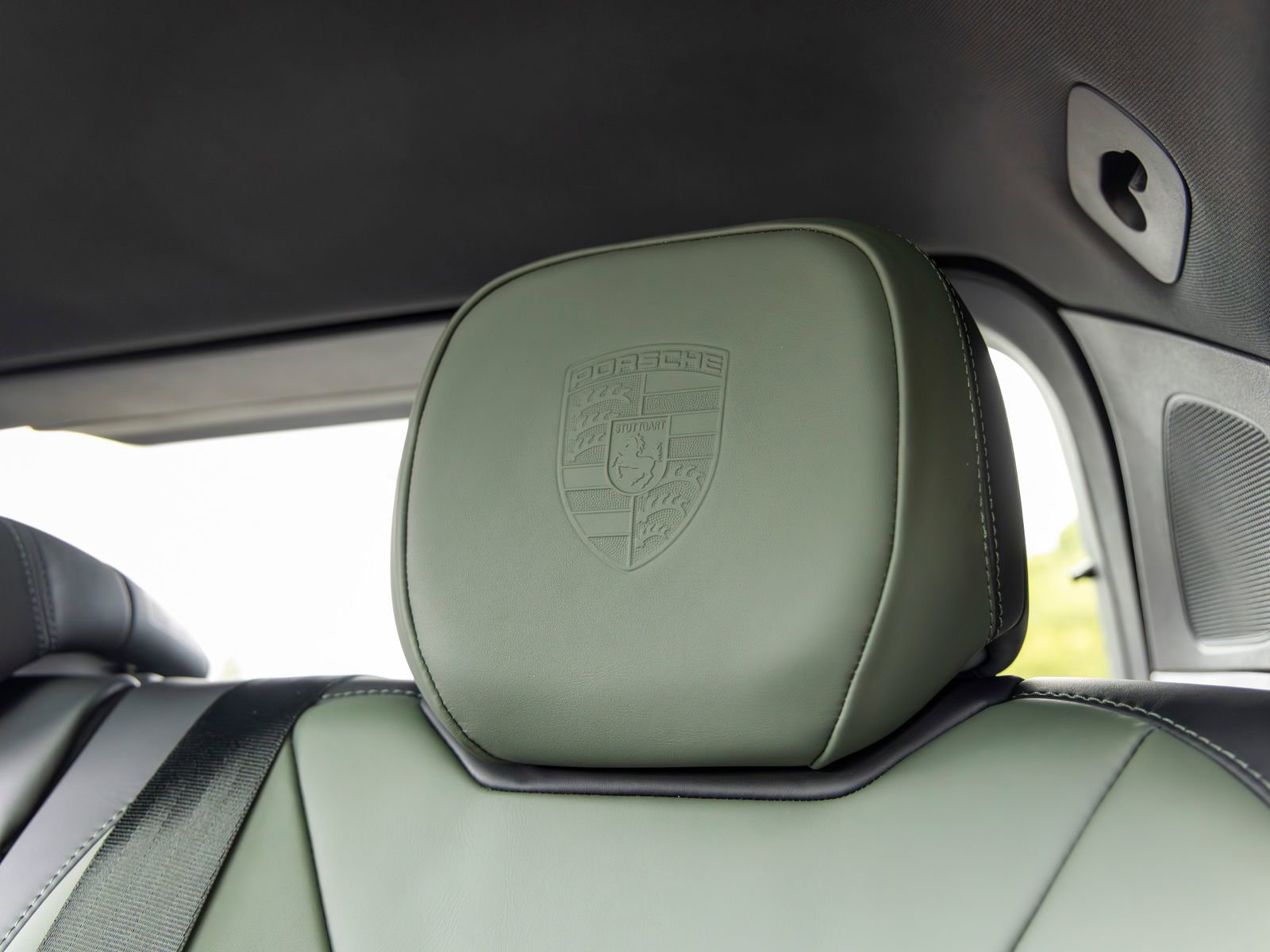 Certified 2024 Porsche Cayenne Coupe image 51