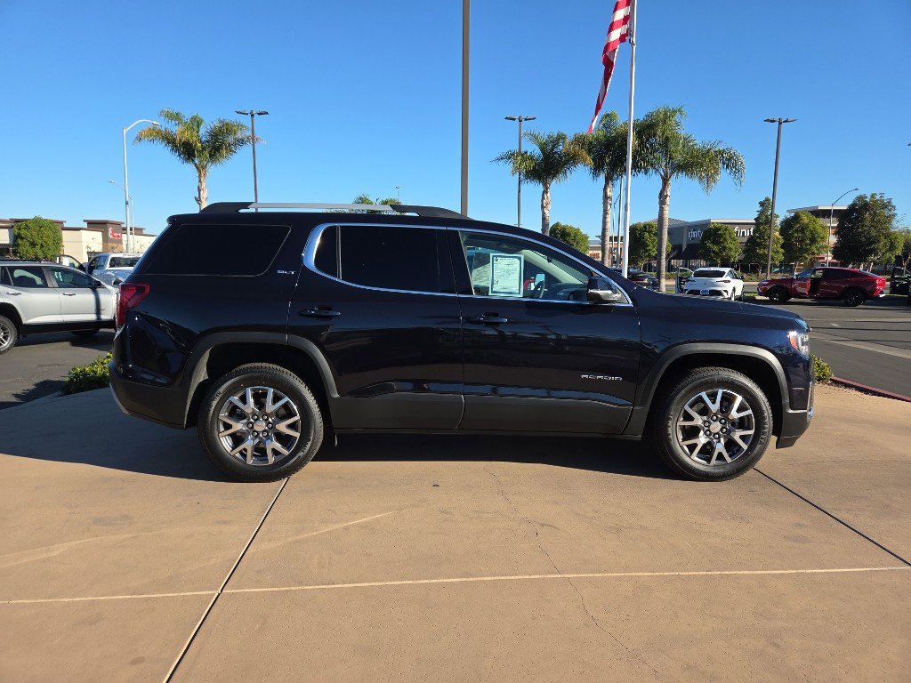 Used 2022 GMC Acadia SLT w/ Technology Package image 9