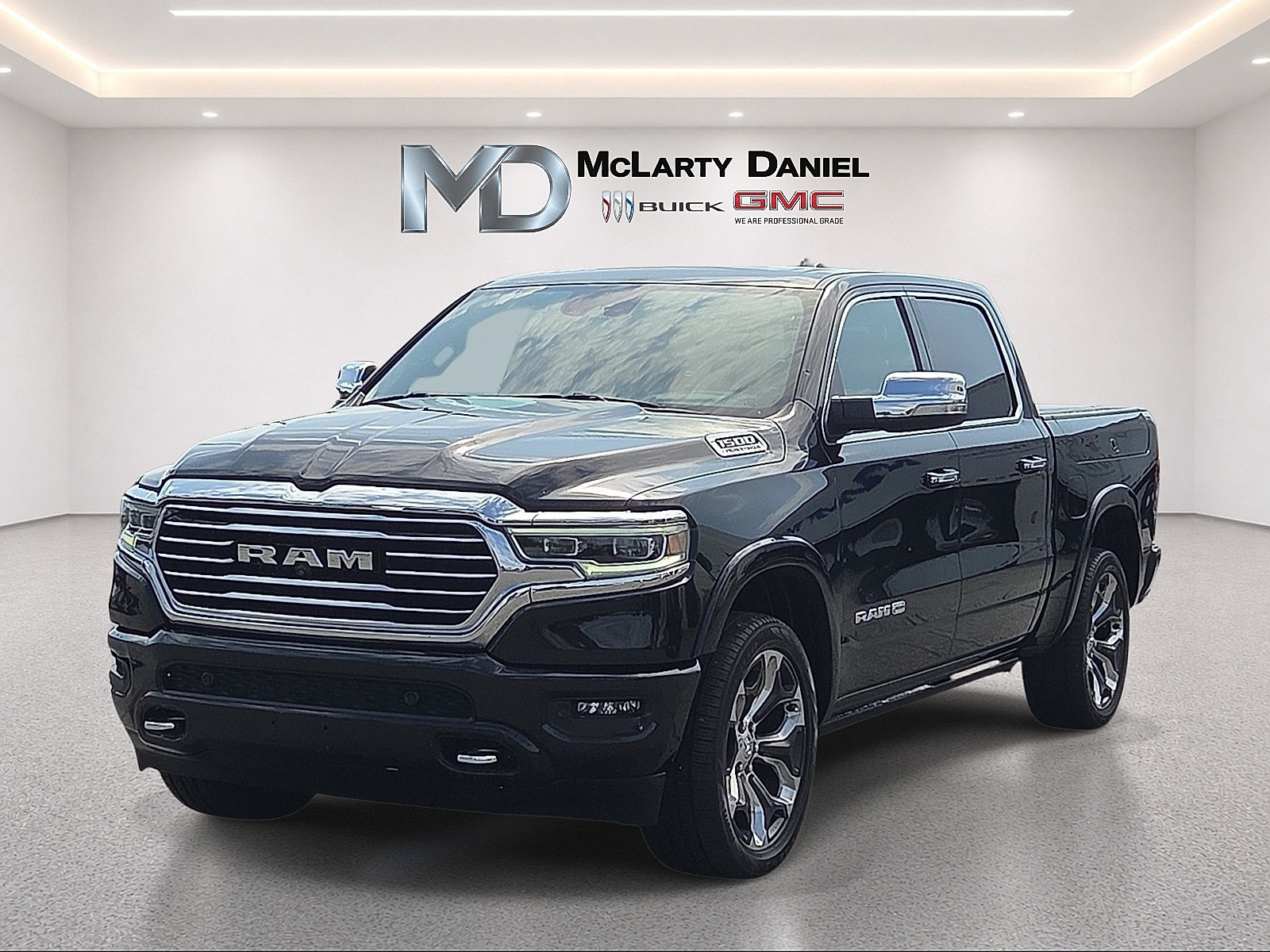 Used 2022 RAM 1500 Limited AWD/4WD image 3