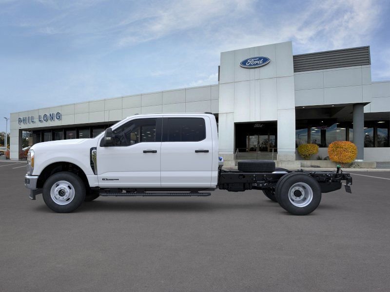 New 2026 Ford F350 XL w/ XL Chrome Package AWD/4WD image 3