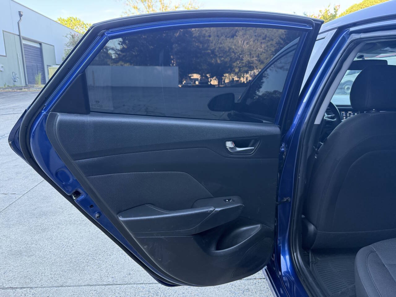 Used 2022 Hyundai Accent SE FWD image 30