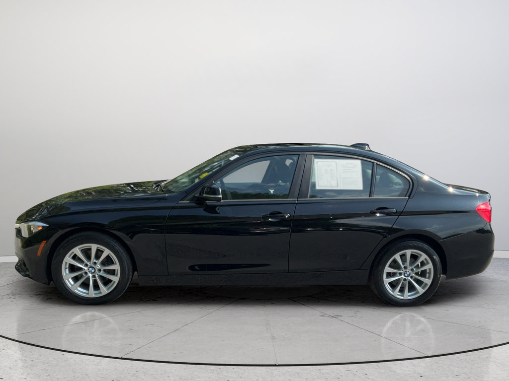 Used 2016 BMW 320i Sedan RWD image 8