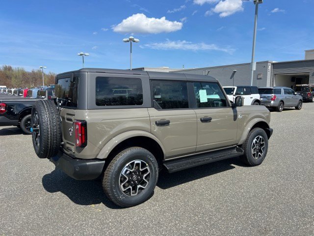 New 2026 Ford Bronco Outer Banks AWD/4WD image 12