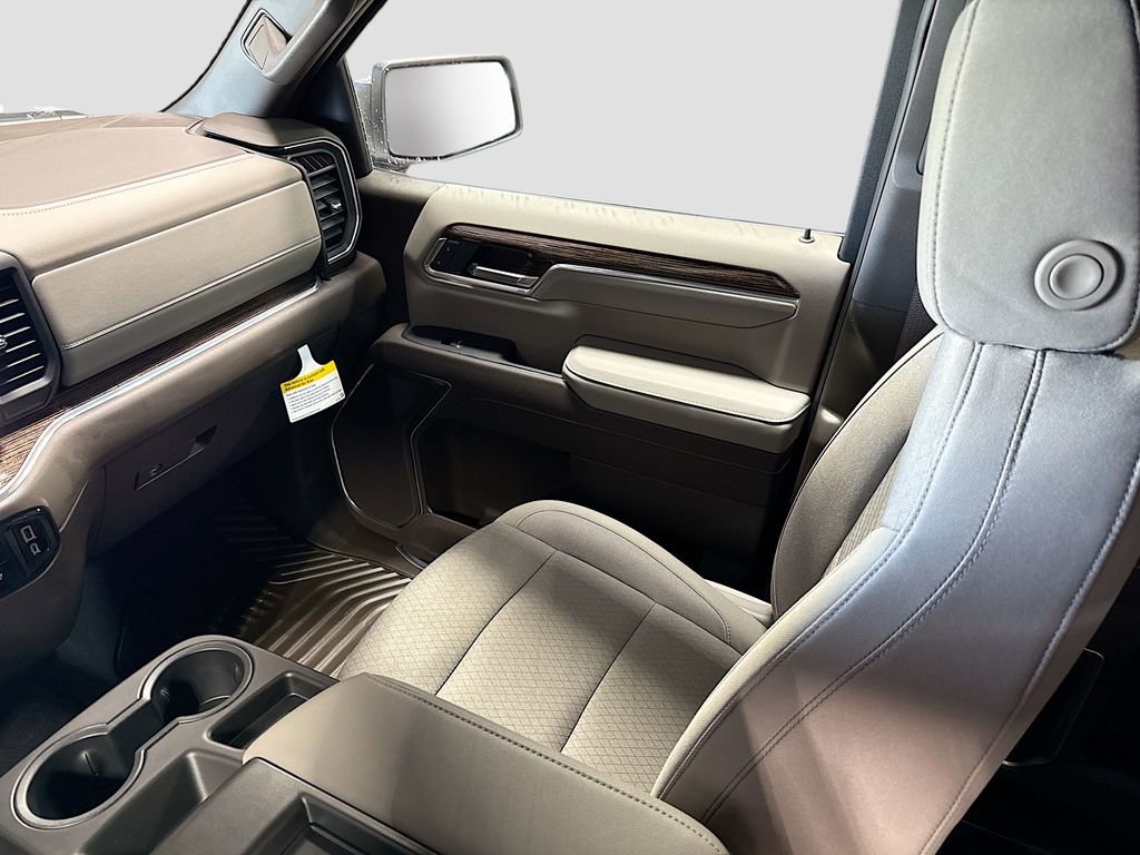 New 2026 GMC Sierra 1500 SLE w/ Preferred Package image 23