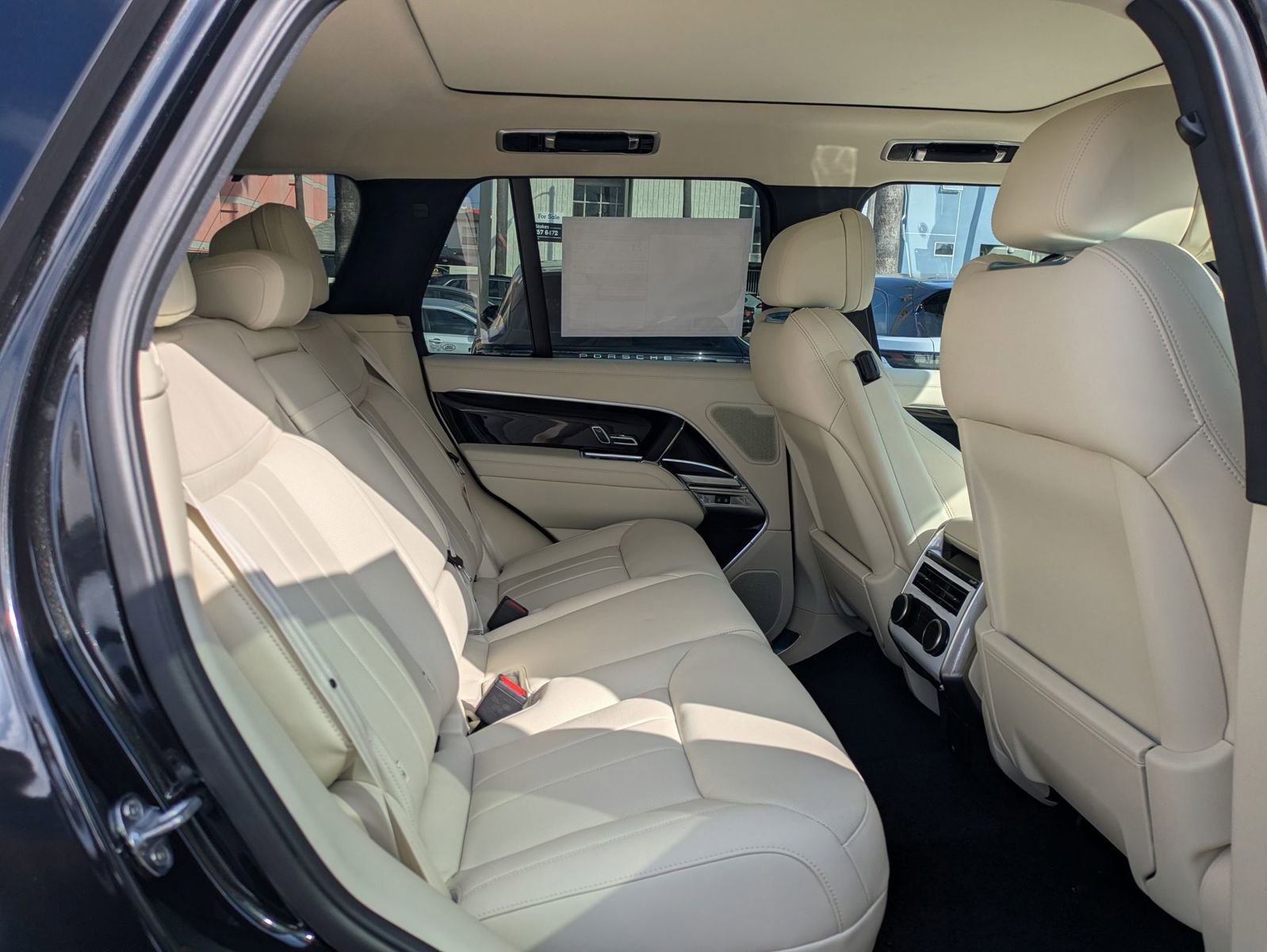 New 2026 Land Rover Range Rover SE AWD/4WD image 30
