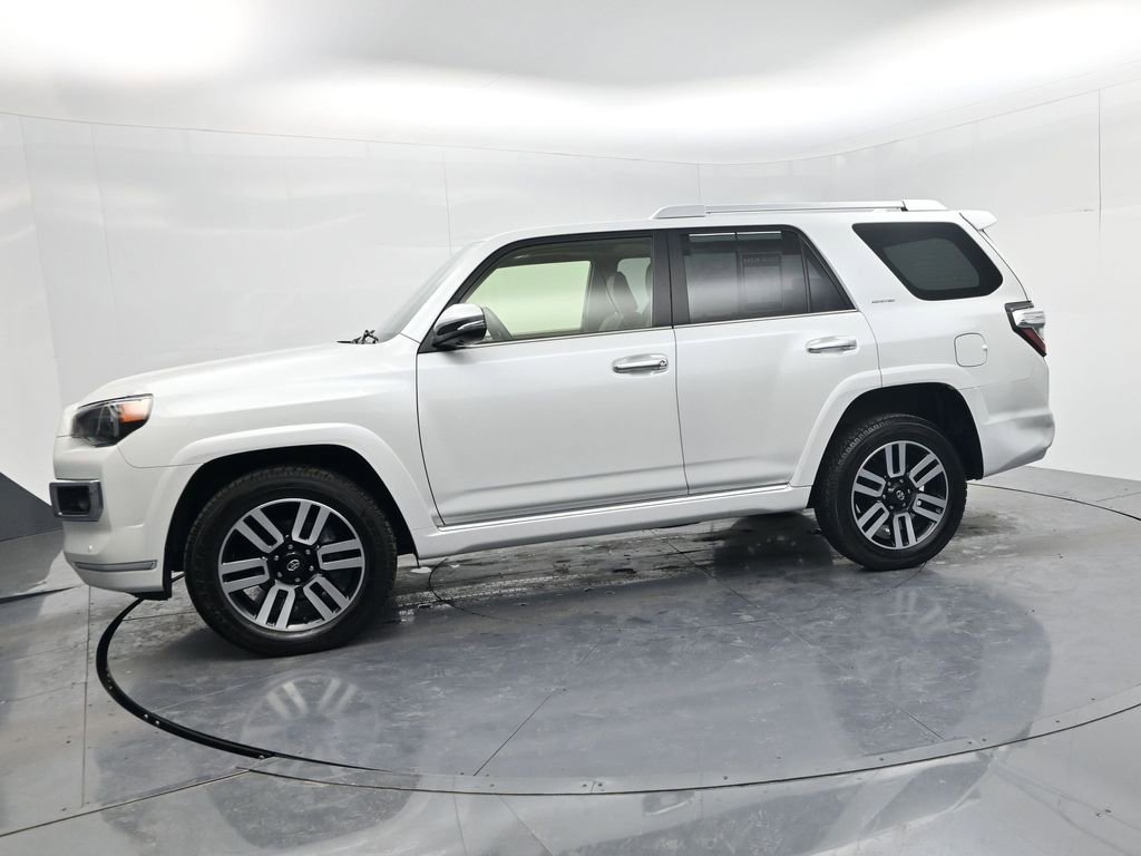 Used 2024 Toyota 4Runner Limited image 4