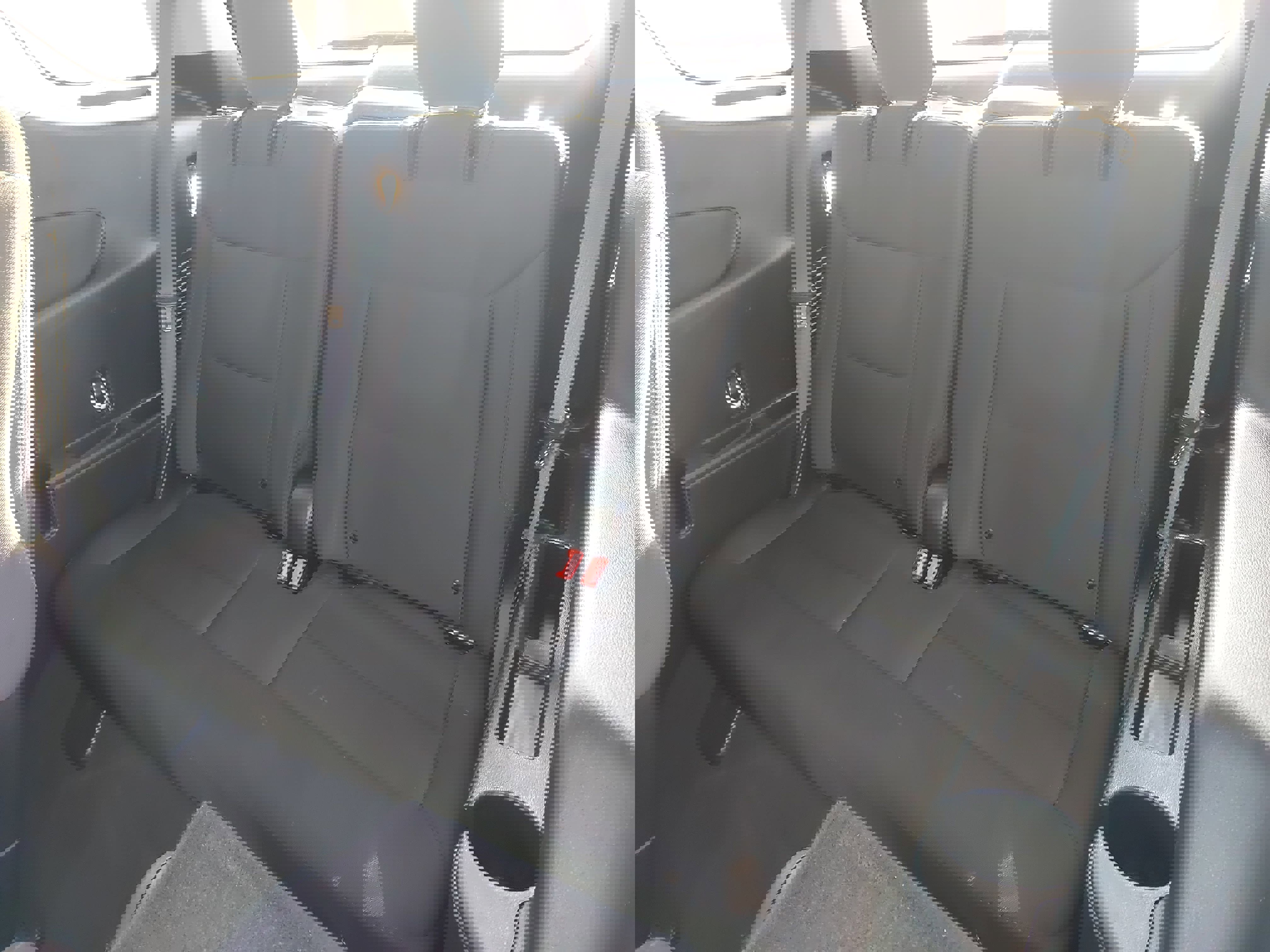 Used 2023 Ford Explorer XLT image 15