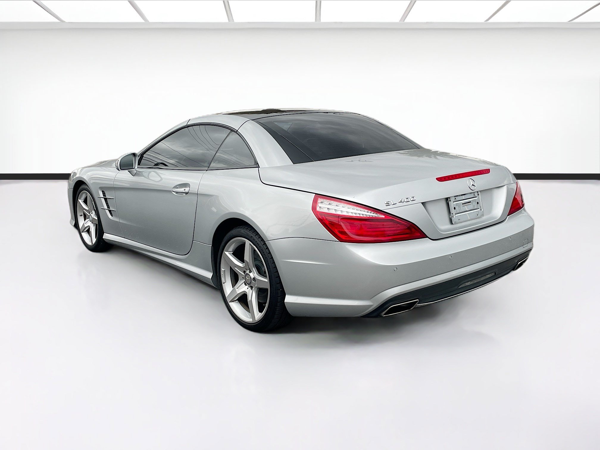 Used 2015 Mercedes-Benz SL 400 image 6
