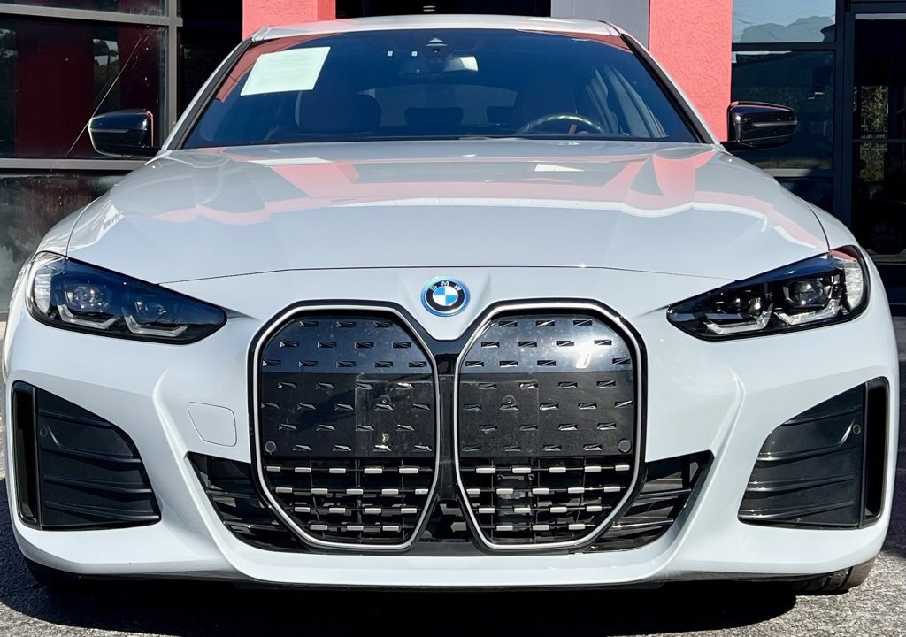 Used 2023 BMW i4 eDrive40 w/ M Sport Package image 12