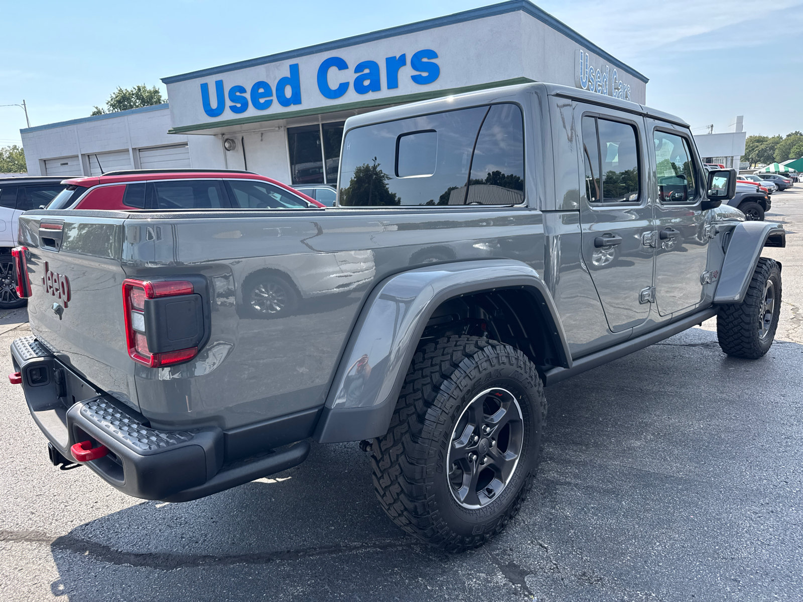 Used 2023 Jeep Gladiator Rubicon w/ LED Lighting Group AWD/4WD image 5