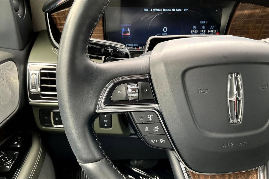 Used 2022 Lincoln Navigator Black Label AWD/4WD image 11