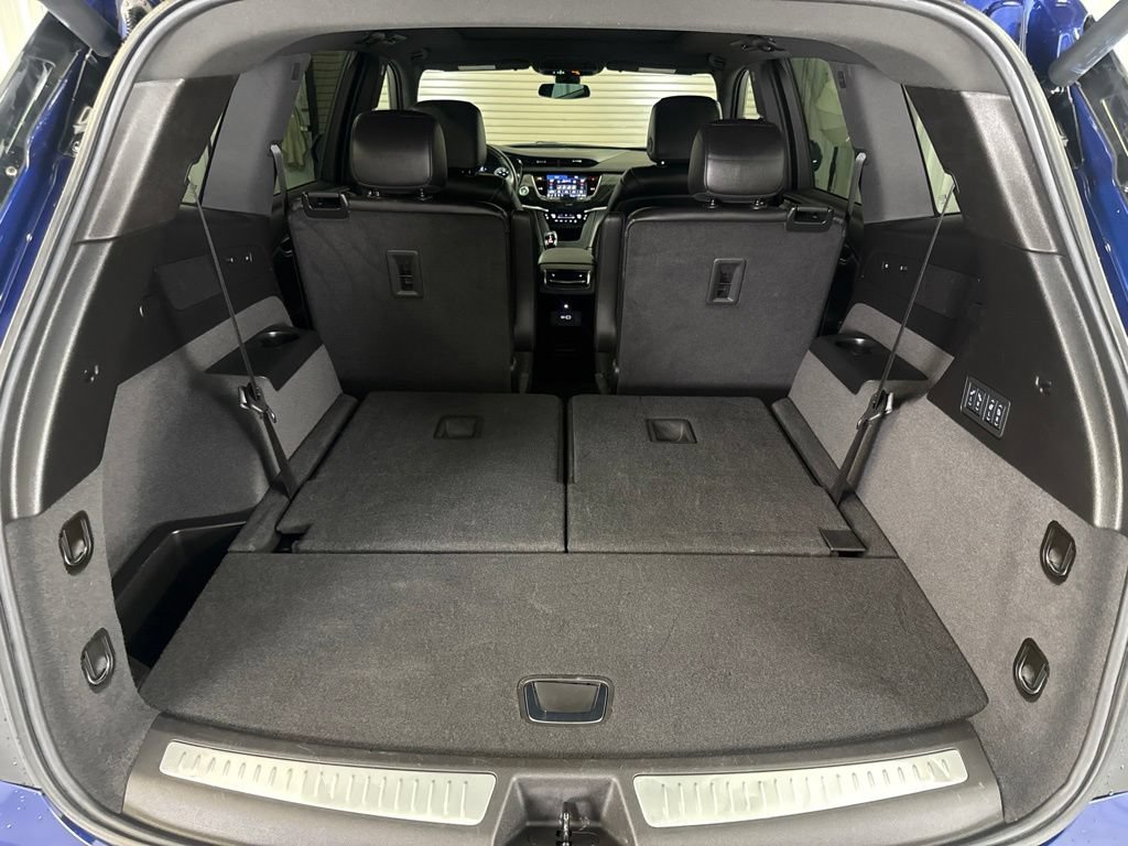Certified 2025 Cadillac XT6 Premium Luxury FWD image 29
