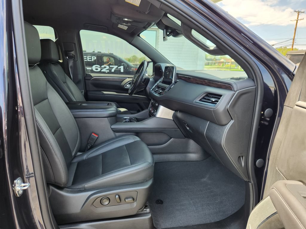 Used 2023 Chevrolet Tahoe Z71 w/ Off-Road Capability Package AWD/4WD image 10