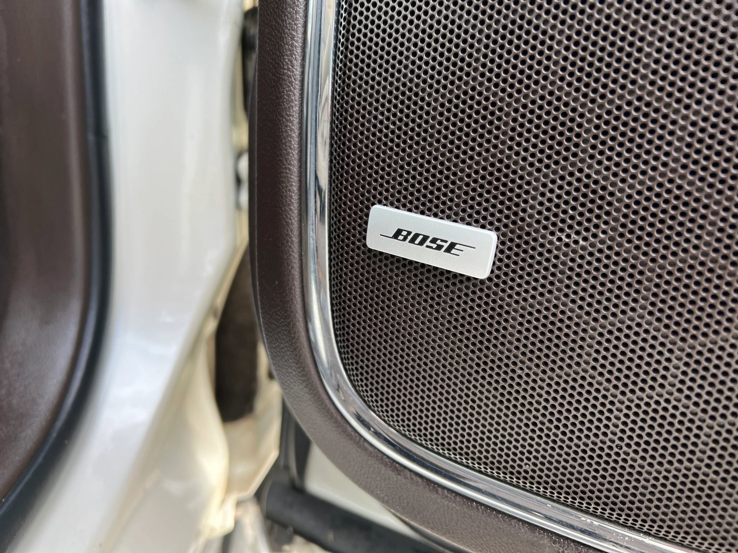 Used 2015 GMC Yukon Denali image 40