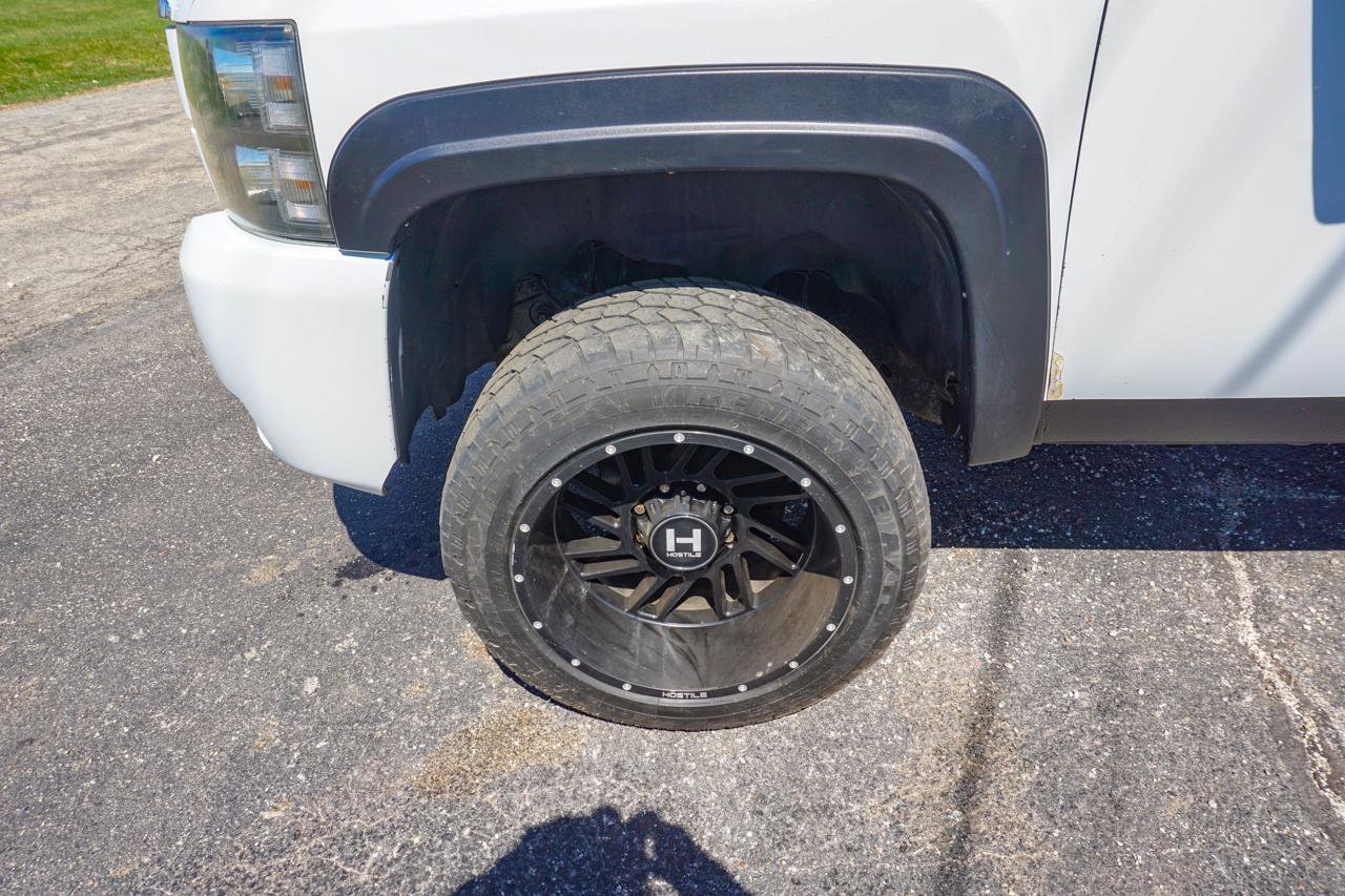 Used 2007 Chevrolet Silverado 2500 LT w/ Suspension Package, Off-Road image 30