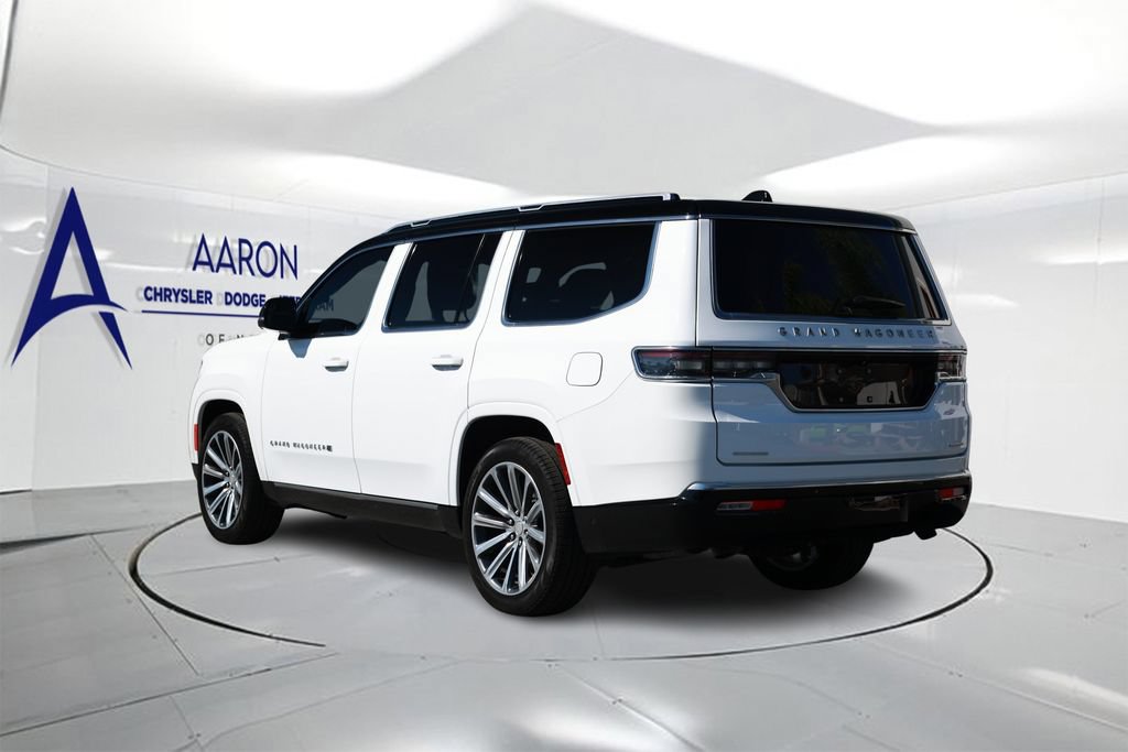 Used 2023 Jeep Grand Wagoneer Series II AWD/4WD image 2