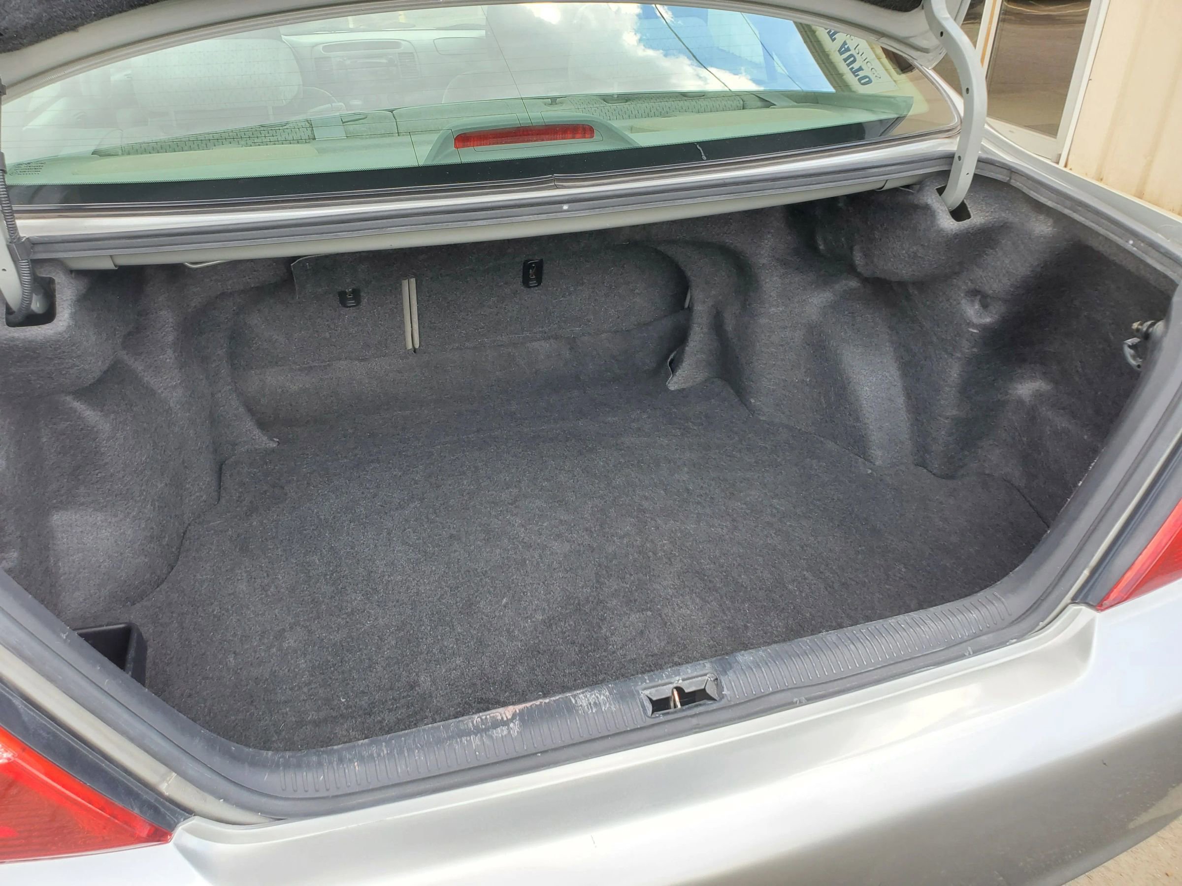 Used 2004 Toyota Camry LE image 47