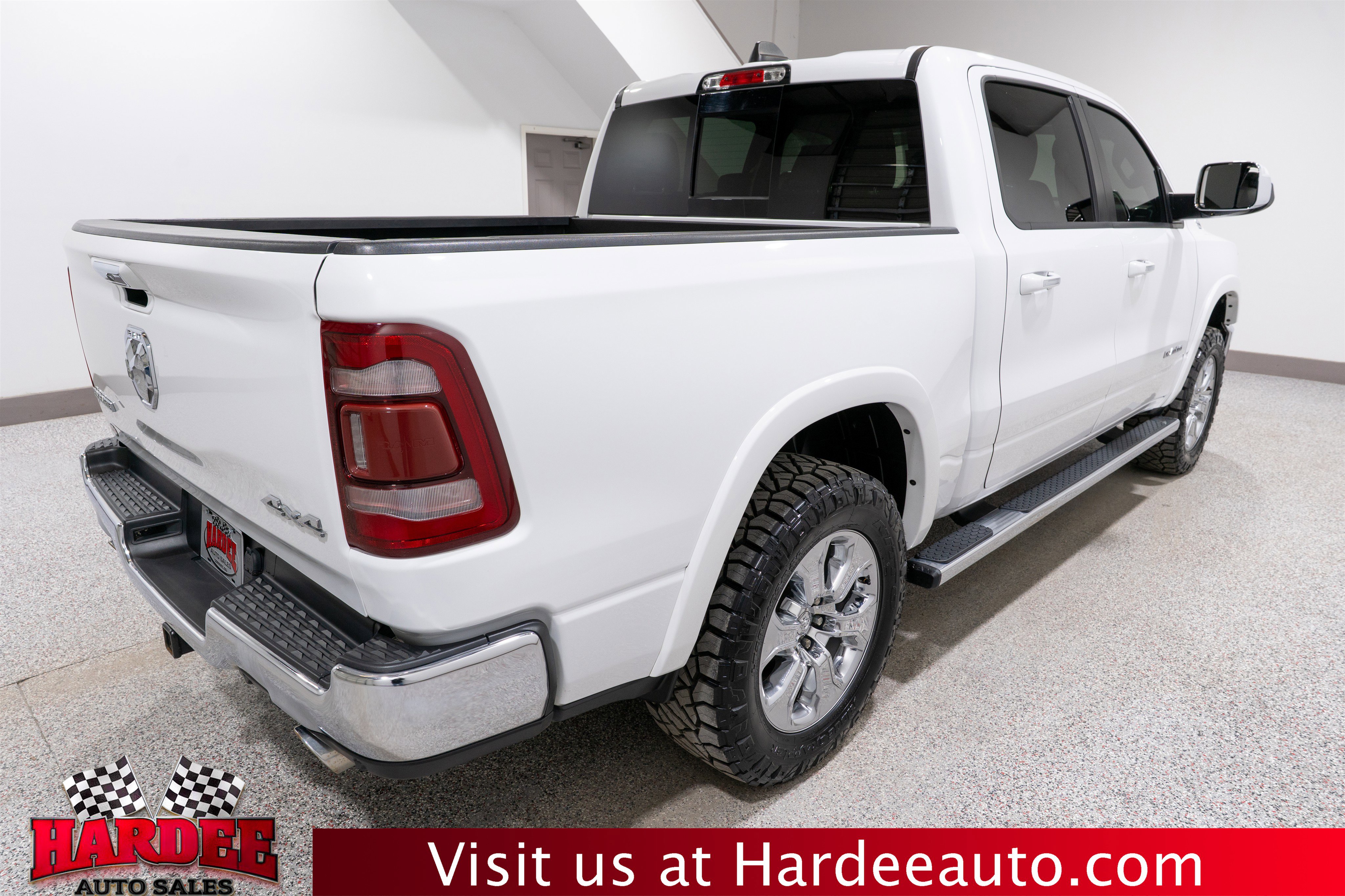 Used 2022 RAM 1500 Laramie AWD/4WD image 5