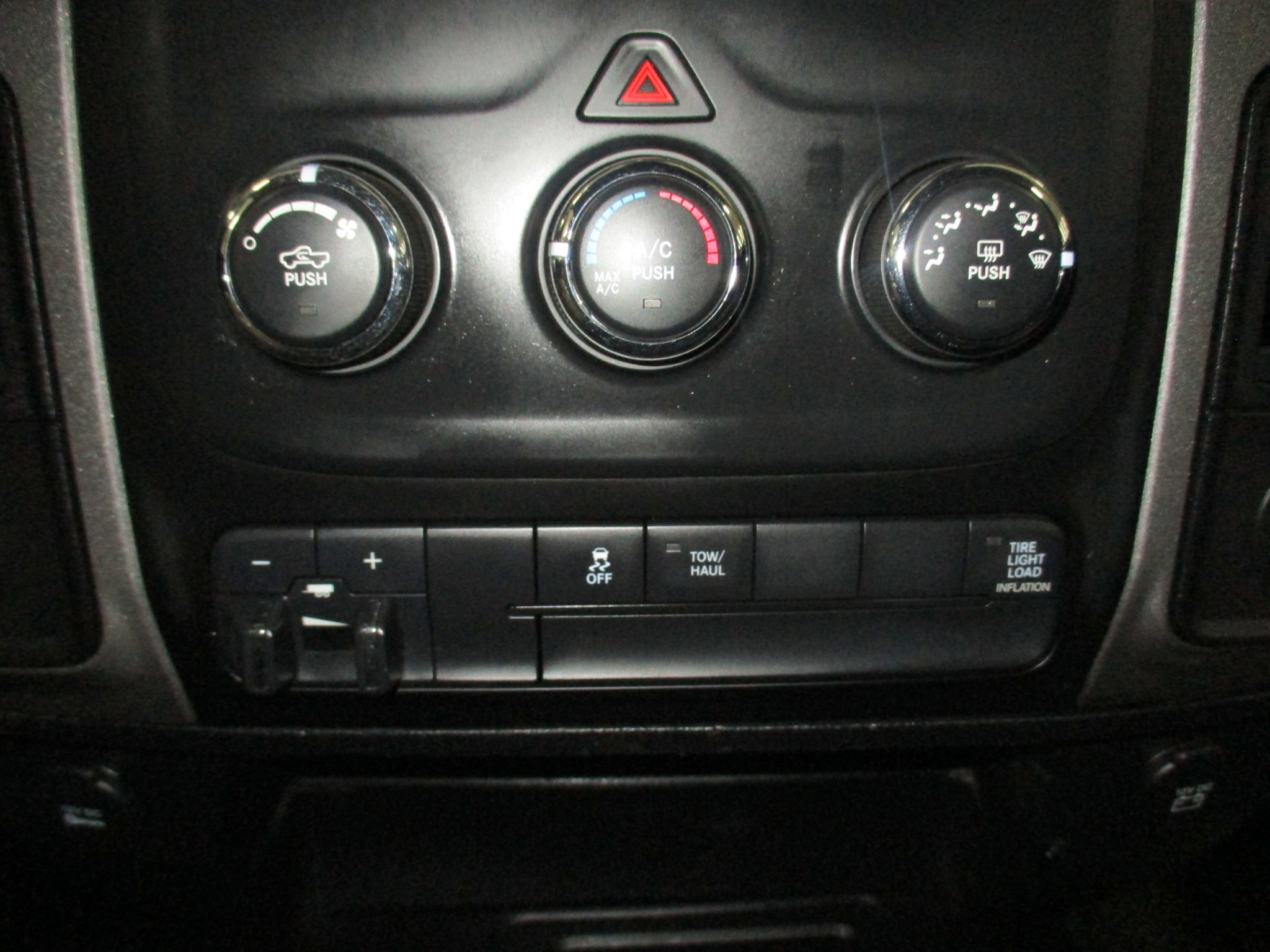 Used 2013 RAM 2500 Tradesman w/ Protection Group image 31