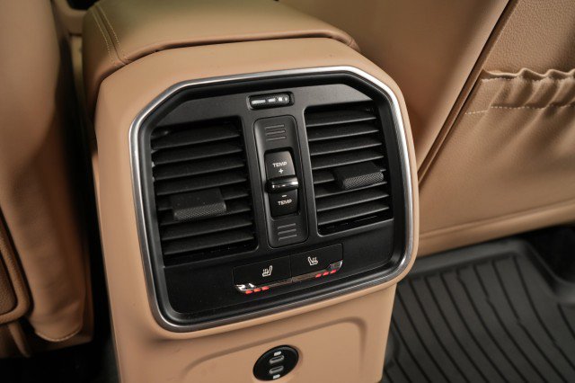 Used 2022 Porsche Macan S image 56