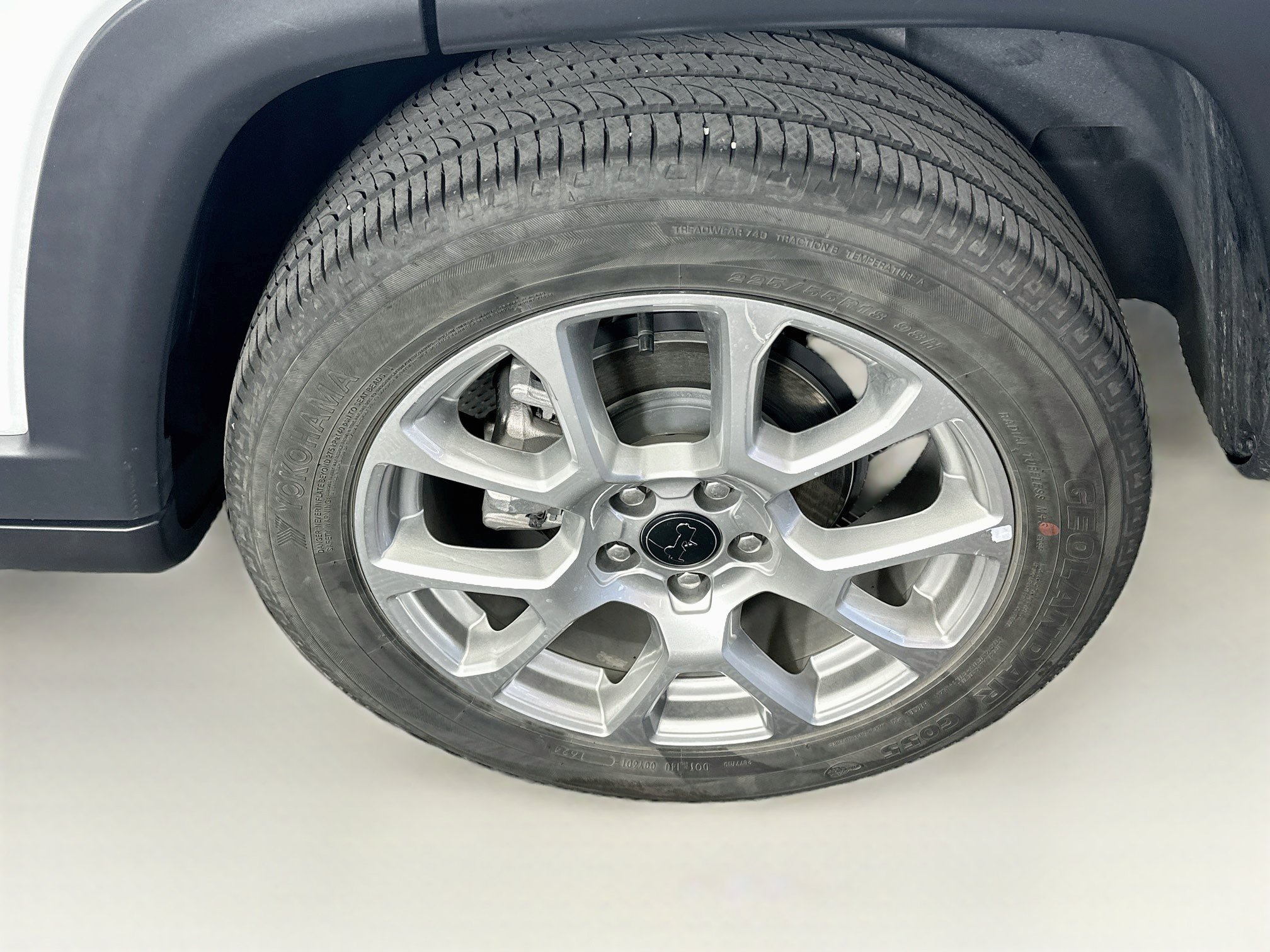 Used 2025 Jeep Compass Limited AWD/4WD image 11