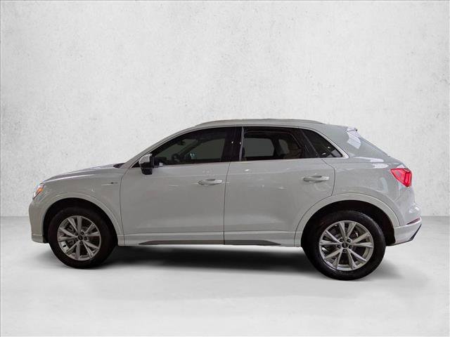 Used 2025 Audi Q3 2.0T Premium Plus w/ Premium Plus Package video 3
