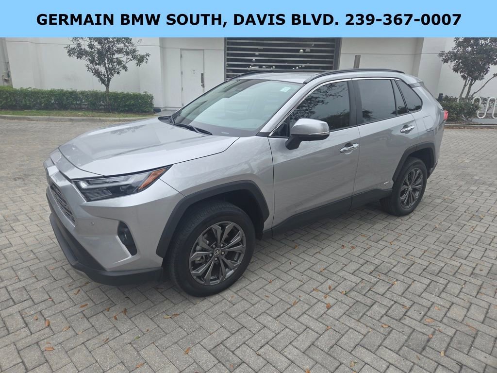 Used 2023 Toyota RAV4 Limited image 4