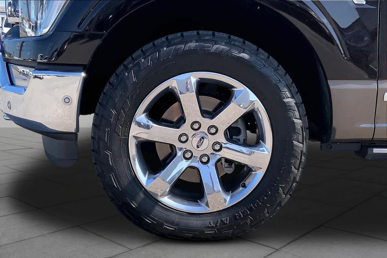 Certified 2021 Ford F150 Lariat w/ Equipment Group 502A High AWD/4WD image 11