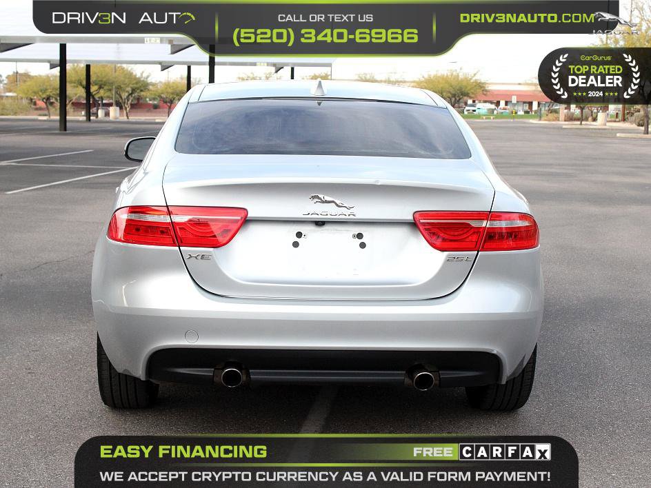 Used 2018 Jaguar XE Premium image 6