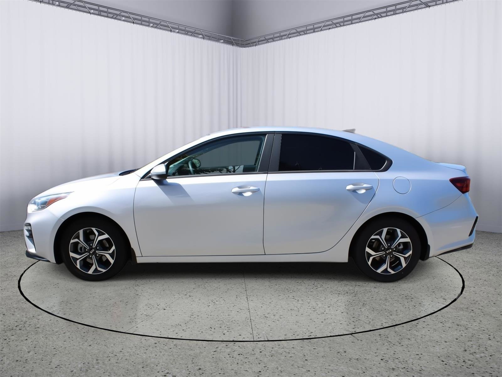 Used 2020 Kia Forte LXS FWD image 5