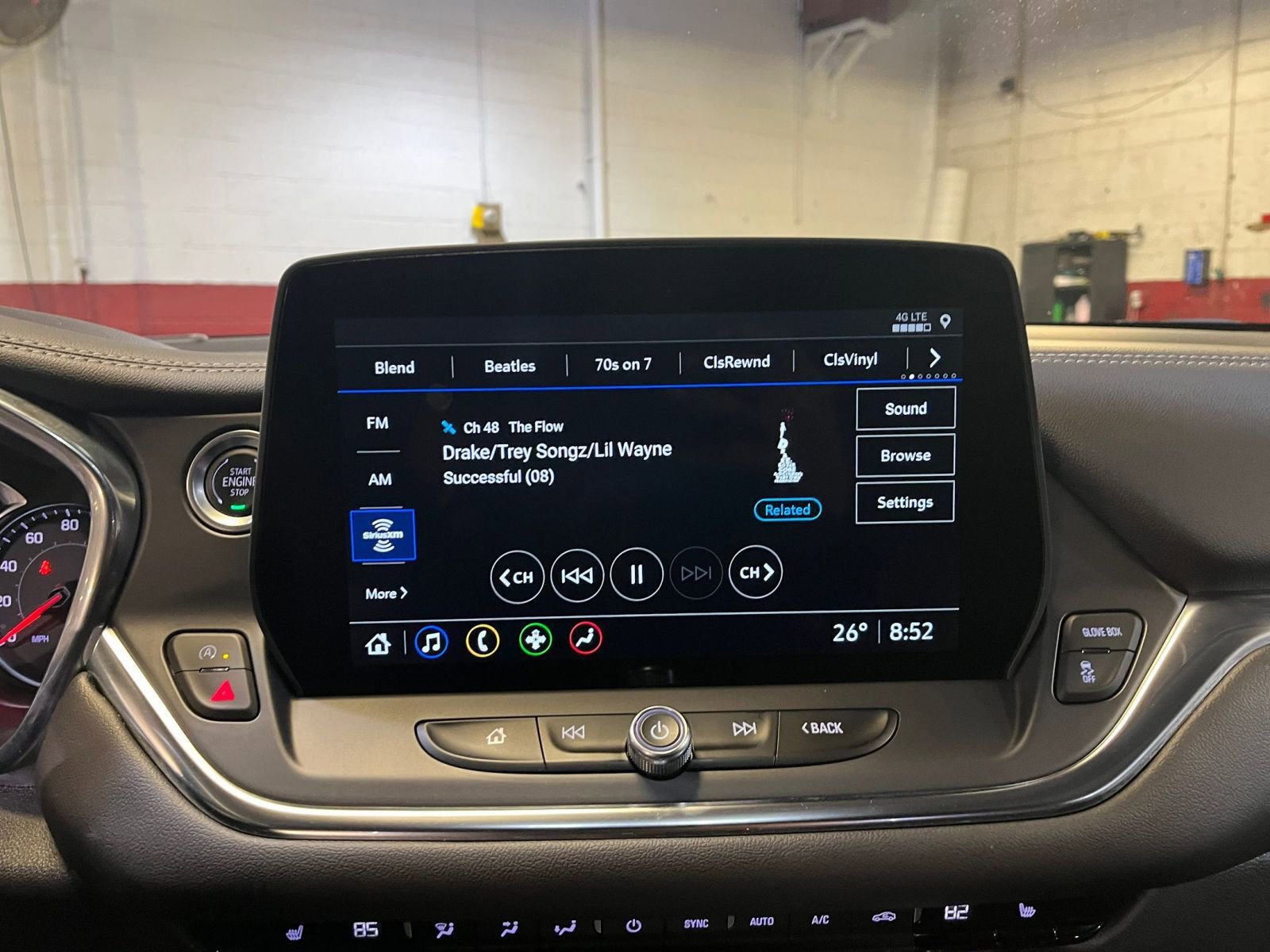 Used 2025 Chevrolet Blazer LT image 21