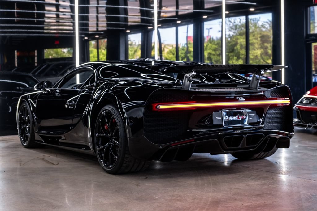 Used 2018 Bugatti Chiron AWD/4WD image 21