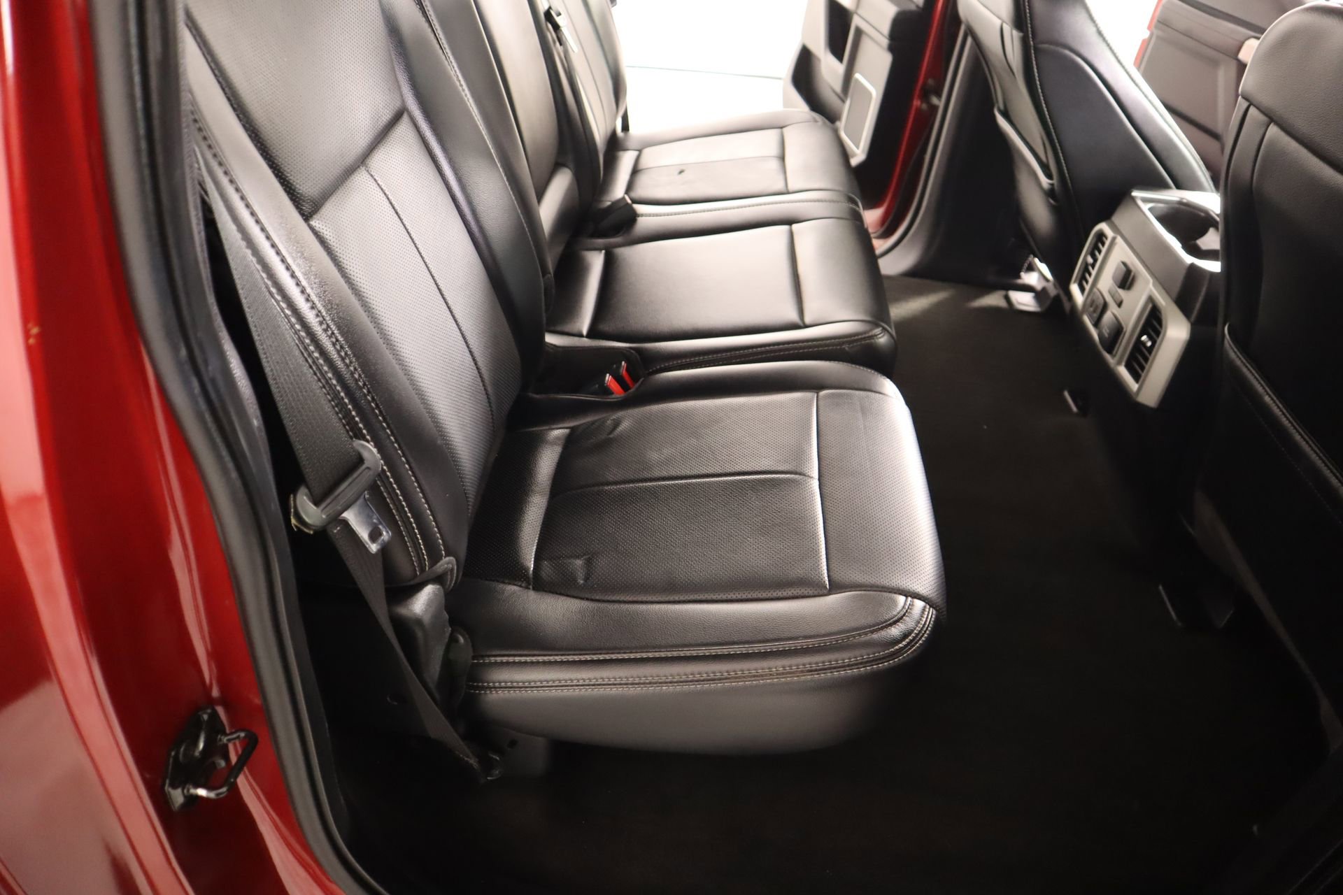 Used 2018 Ford F150 Lariat w/ Equipment Group 502A Luxury image 16