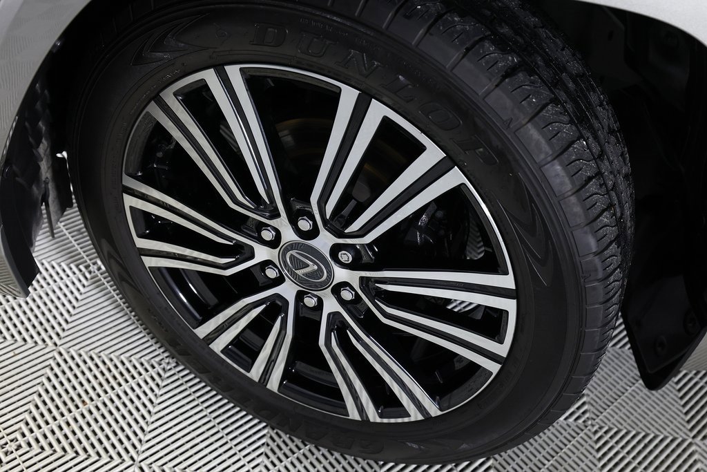 Used 2024 Lexus LX 600 4WD w/ Appearance Package image 53