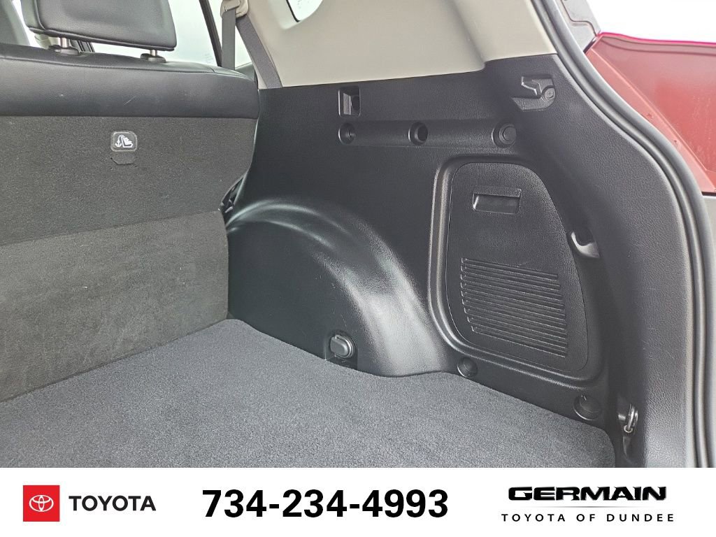 Used 2015 Toyota RAV4 Limited image 22