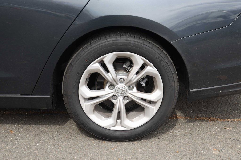 Used 2025 Honda Accord LX image 13