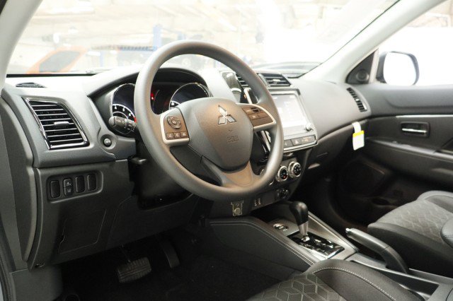 New 2026 Mitsubishi Outlander Sport ES AWD/4WD image 5