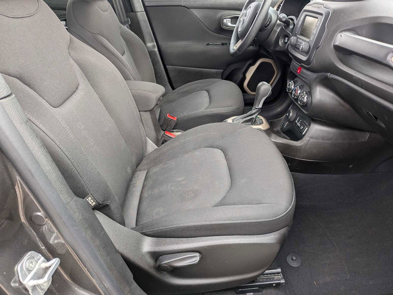 Used 2017 Jeep Renegade Sport w/ Power & Air Group image 19