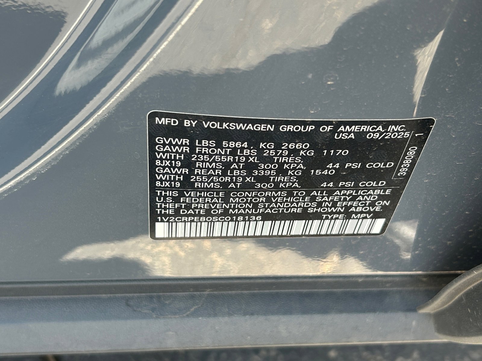 New 2025 Volkswagen ID.4 Pro RWD image 24